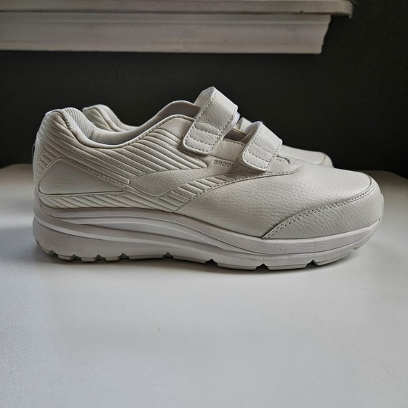 Brooks Addiction Walker V-Strap White Mens 9 Extra Wide 4E Comfort Nurse Slip main image 6